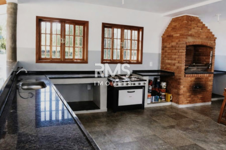 Chácara à venda com 4 suítes em Distrito de Porto, Capela do Alto, SP