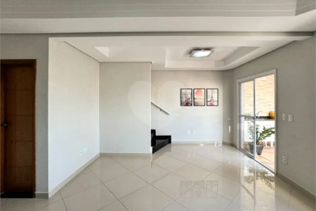 Casa à venda com 3 suítes em Água Fria, São Paulo, SP