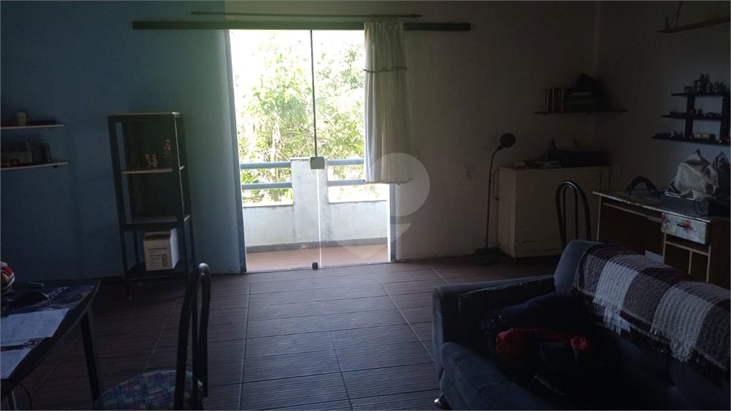 Casa à venda com 3 quartos em Vila Deyse, Itapetininga, SP