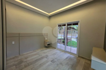 Casa à venda com 4 suítes no condomínio Residencial Jardim Primavera, Louveira - SP