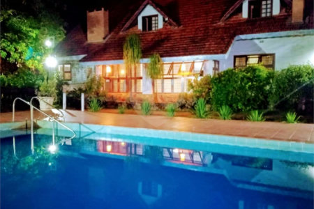 Casa à venda ou para alugar com 9 quartos, sendo 5 suítes, no condomínio Residencial Rio Verde, Araçoiaba da Serra - SP