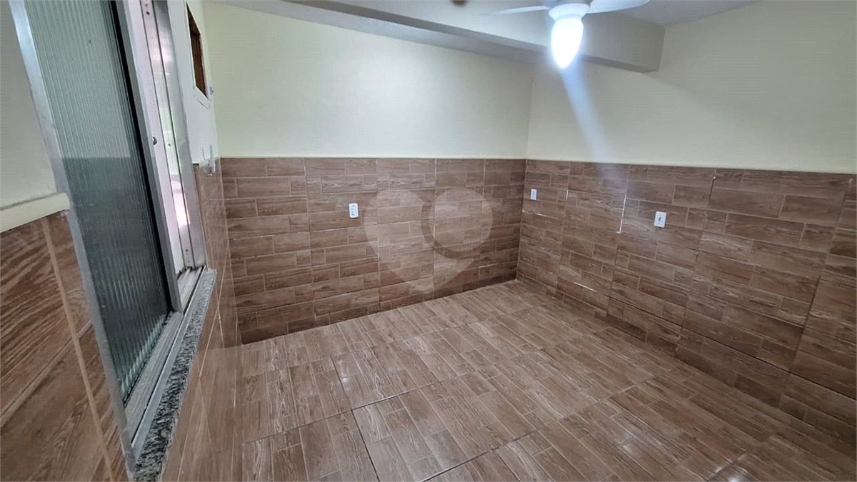 Sobrado à venda com 2 quartos em Campo Grande, Rio de Janeiro, RJ