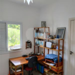 Casa à venda com 3 quartos, sendo 1 suíte, no condomínio Picollo Villaggio, Louveira - SP