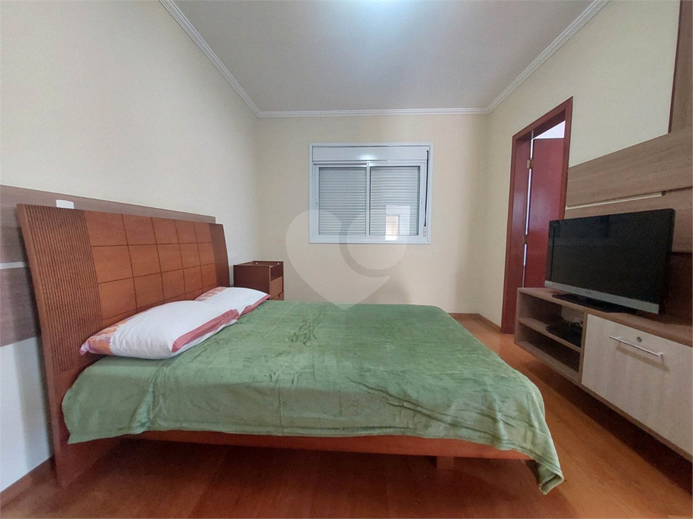 Sobrado à venda com 5 quartos em Campo Grande, São Paulo, SP