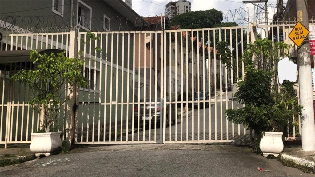 Casa de Vila à venda com 4 quartos, sendo 1 suíte, em Santana, São Paulo, SP