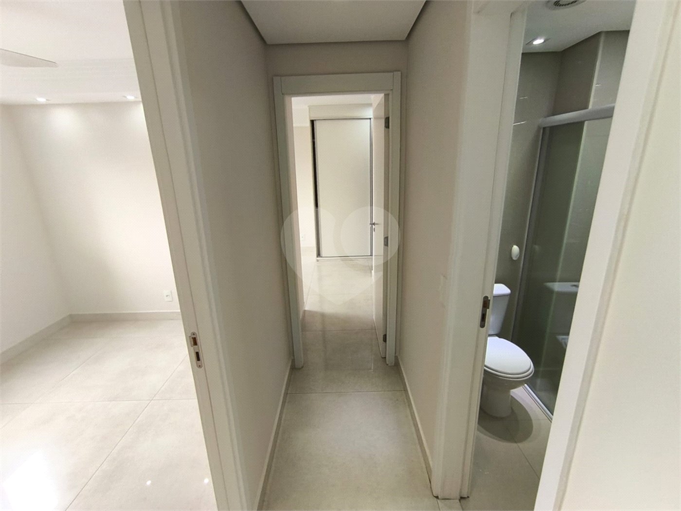 Apartamento à venda com 2 quartos, sendo 1 suíte, em Jardim Vazani, São Paulo, SP