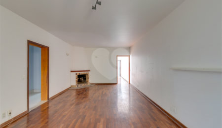 Sobrado à venda com 3 quartos, sendo 1 suíte,  em Alto da Boa Vista, São Paulo, SP