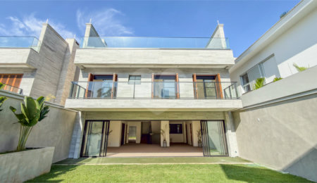 Casa à venda com 4 suítes no condomínio Teviot, São Paulo - SP