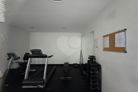 Apartamento à venda com 3 quartos, sendo 1 suíte, em Indianópolis, São Paulo, SP