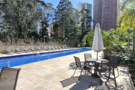 Apartamento à venda com 3 suítes em Jardim Londrina, São Paulo, SP