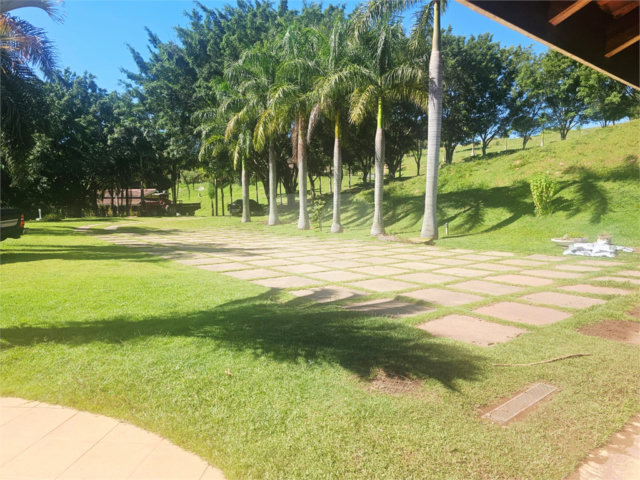Chácara à venda com 5 suítes no Centro, Piracaia, SP