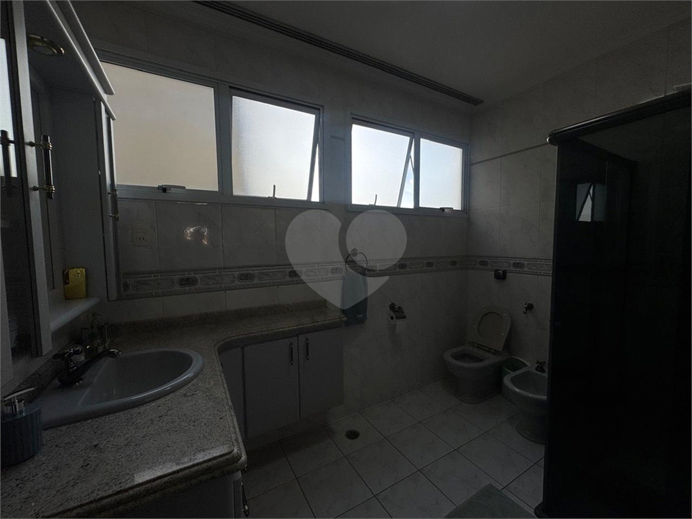 Apartamento à venda com 3 quartos, sendo 1 suíte, no Centro, Ribeirão Preto, SP