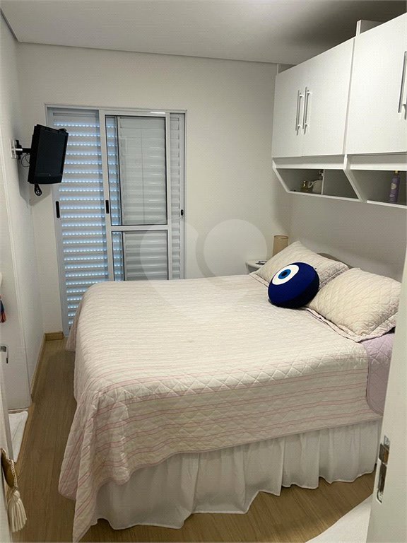 Casa à venda com 2 suítes no condomínio Jd. Avelino II, São Paulo - SP
