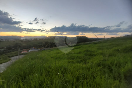 Terreno à venda no condomínio Paraíso da Montanha, Piracaia - SP