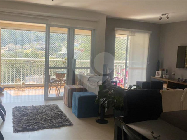 Apartamento à venda com 3 quartos, sendo 1 suíte,  em Horto, São Paulo, SP