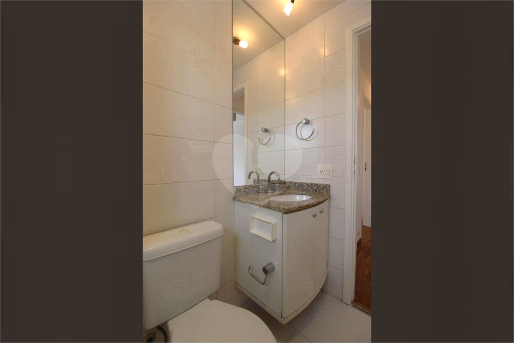 Apartamento à venda com 3 quartos, sendo 1 suíte,  em Vila Olímpia, São Paulo, SP