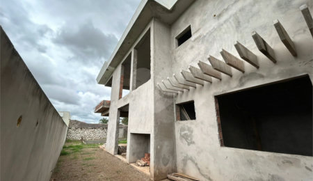 Casa à venda com 3 suítes no condomínio Damha II, São Carlos - SP