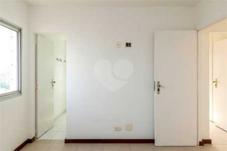 Cobertura à venda com 3 quartos, sendo 2 suítes, em Indianópolis, São Paulo, SP