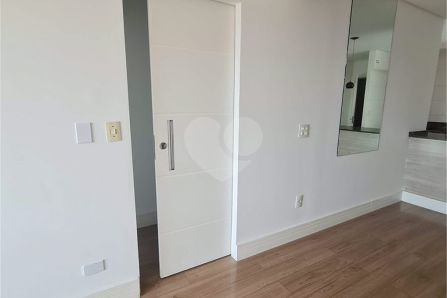 Apartamento à venda com 2 quartos, sendo 1 suíte,  em Santana, São Paulo, SP
