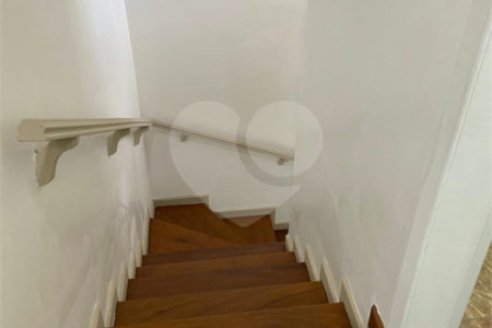 Casa de Vila à venda com 2 quartos, sendo 1 suíte, em Silveira, Santo André, SP