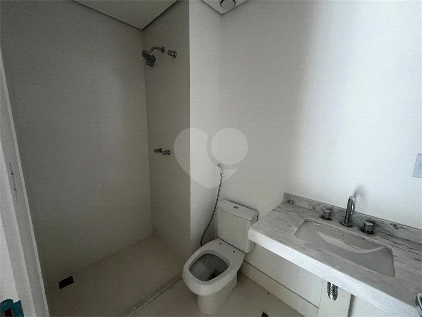 Apartamento à venda com 3 suítes no Centro, Itapetininga, SP