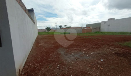 Terreno à venda em Portal dos Pinheiros Ii, Itapetininga, SP