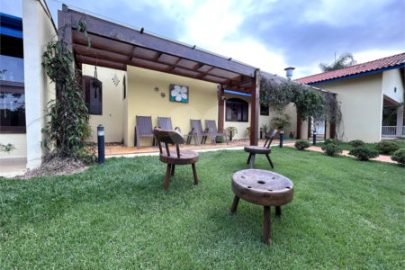 Casa à venda com 5 quartos, sendo 2 suítes, em Parque Residencial Colina das Estrelas, Tatuí, SP