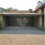 Casa à venda com 4 suítes no condomínio Parque das Artes, Embu das Artes - SP