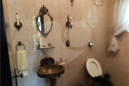 Casa Térrea à venda com 3 quartos, sendo 2 suítes, em Vila Oliveira, Mogi das Cruzes, SP
