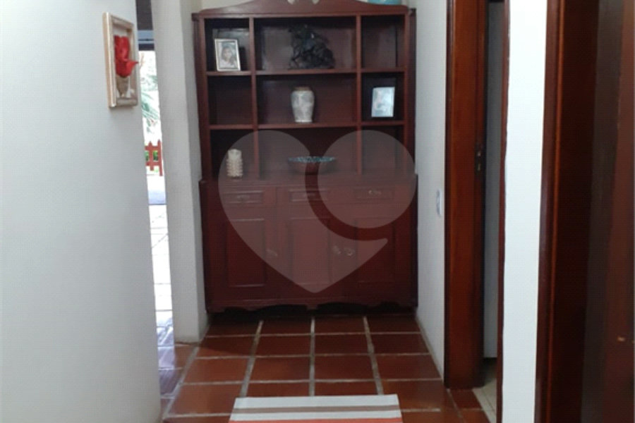 Casa à venda com 8 quartos, sendo 2 suítes, em Serra da Cantareira, Mairiporã, SP