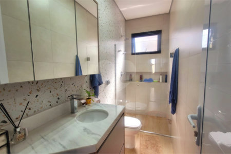 Casa à venda com 4 suítes no condomínio Sta Morriz, Campinas - SP