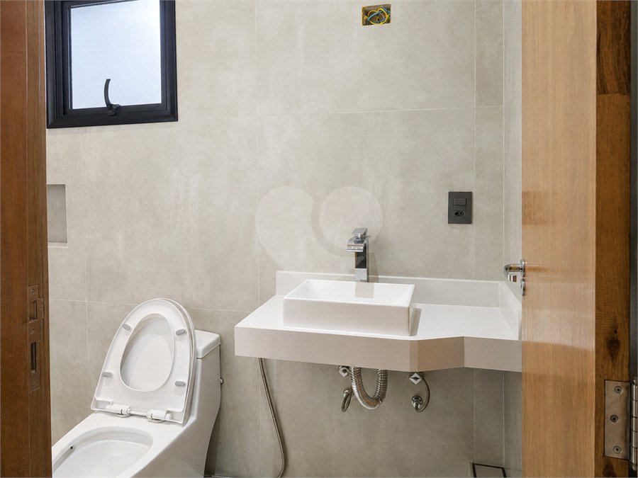 Casa à venda com 3 quartos, sendo 1 suíte, no condomínio Residencial Jardim Villa Verona, Sorocaba - SP