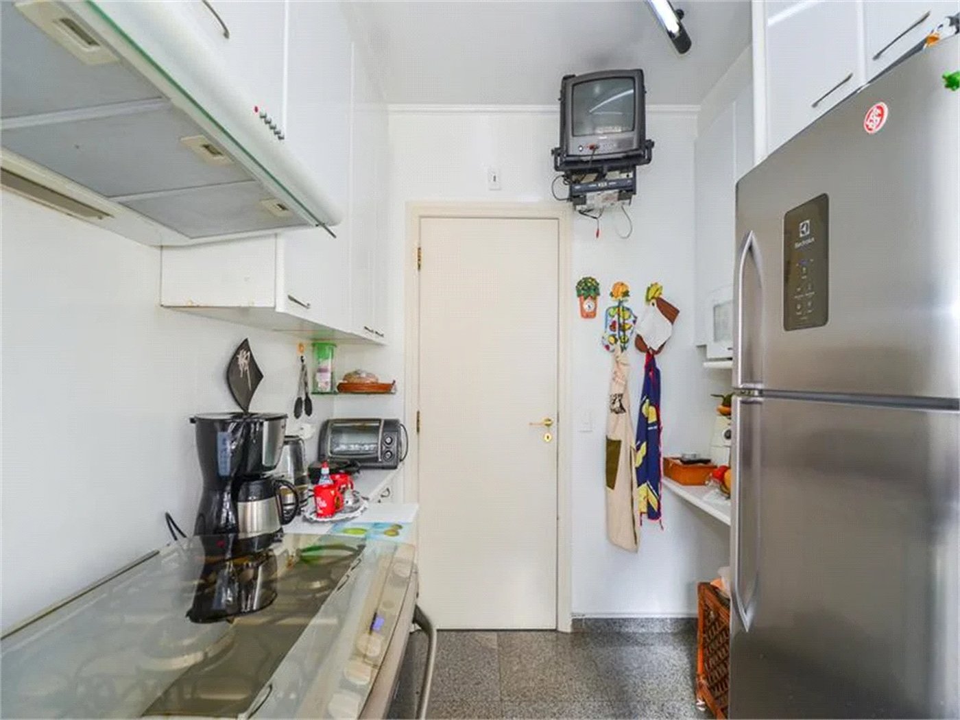 Apartamento à venda com 3 suítes em Vila Suzana, São Paulo, SP