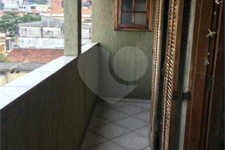 Sobrado à venda com 3 suítes em Vila Nivi, São Paulo, SP