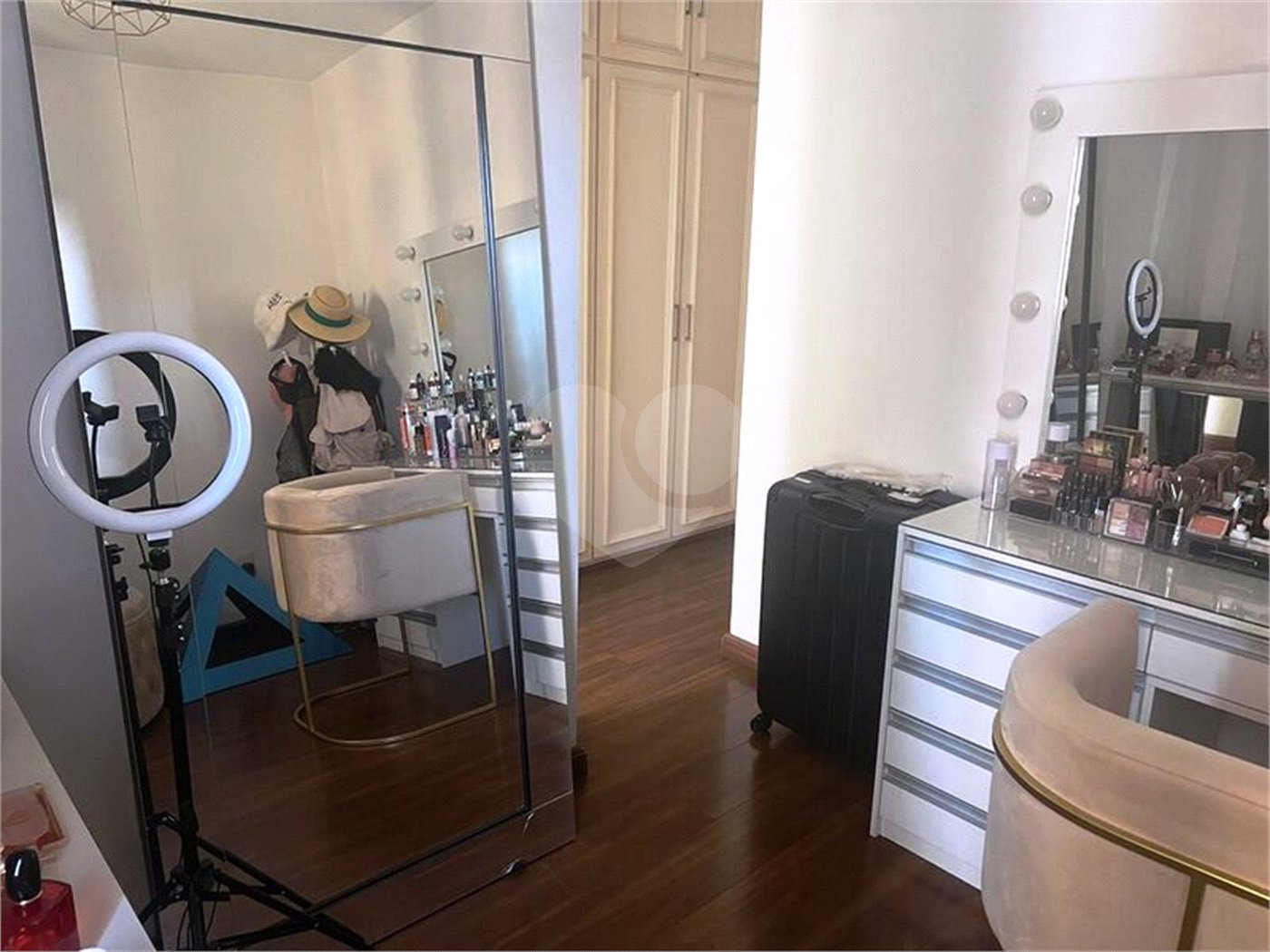 Apartamento à venda com 3 quartos, sendo 2 suítes,  em Fazenda Morumbi, São Paulo, SP