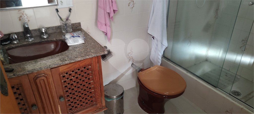 Sobrado à venda com 3 quartos em Santa Teresinha, São Paulo, SP