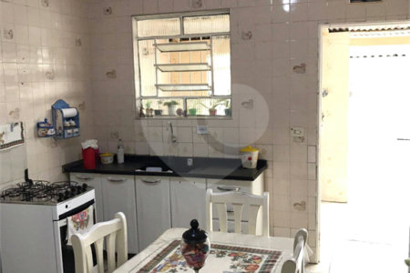 Casa à venda com 2 quartos em Jardim Ivonete, Poá, SP