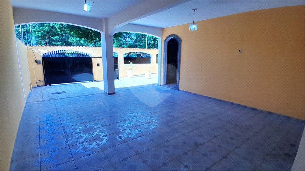 Casa à venda com 3 quartos, sendo 1 suíte, em Campo Grande, Rio de Janeiro, RJ