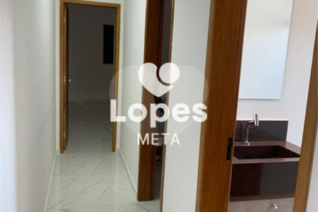 Casa à venda com 3 quartos, sendo 1 suíte,  no condomínio Residencial São José, Taubaté - SP