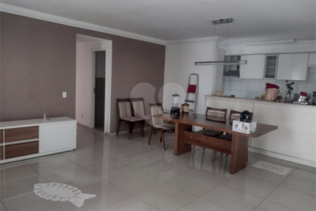 Apartamento à venda com 3 quartos, sendo 1 suíte, em Vila Polopoli, São Paulo, SP