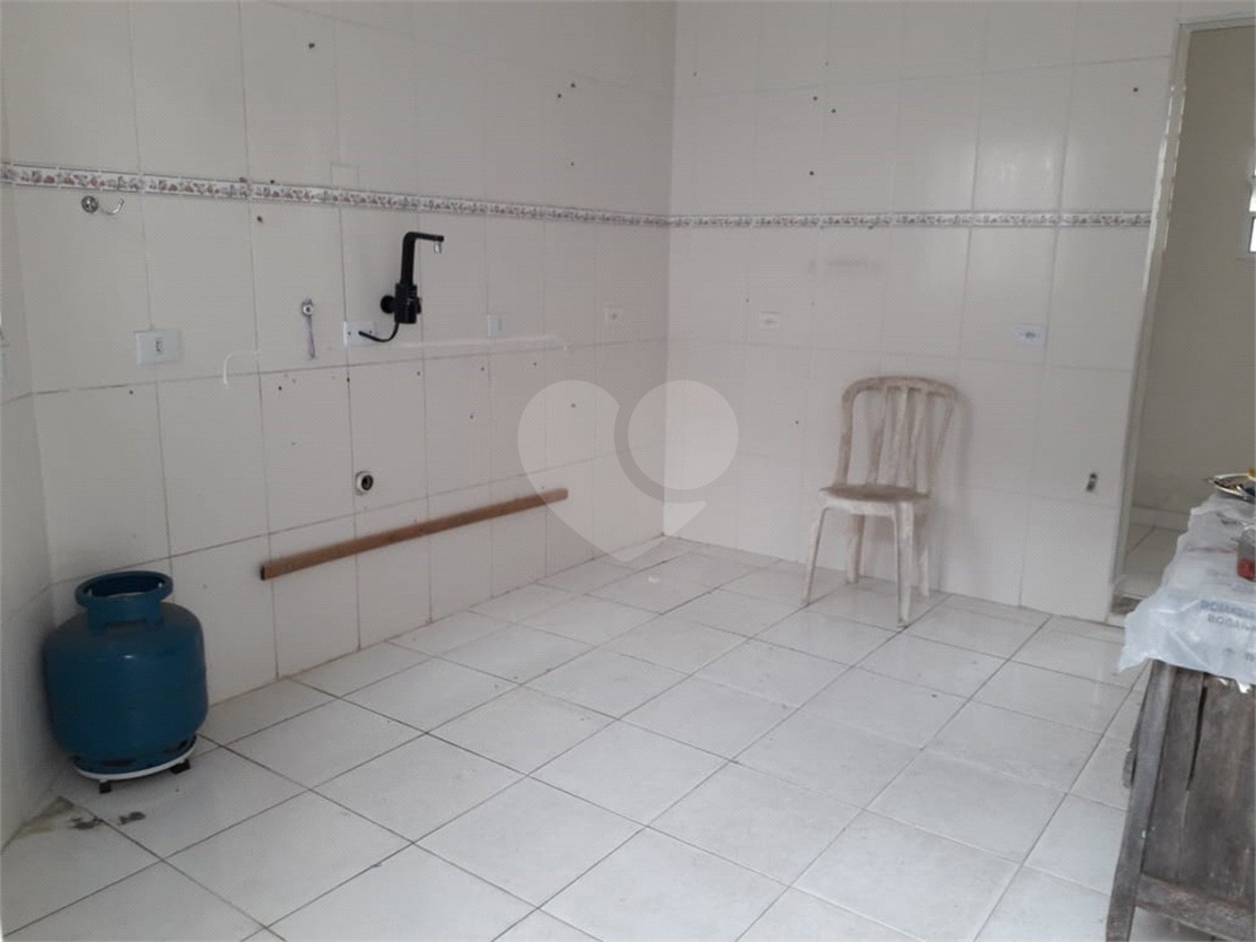 Sobrado à venda com 2 suítes em Tremembé, São Paulo, SP