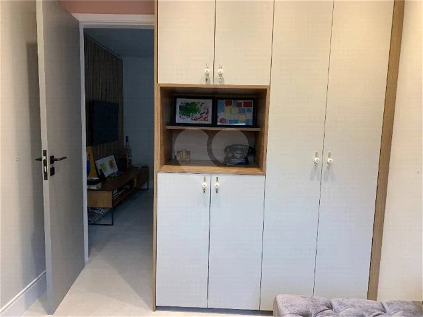 Apartamento à venda com 3 quartos, sendo 1 suíte, em Cidade São Francisco, São Paulo, SP