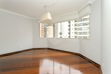 Apartamento à venda com 4 quartos, sendo 3 suítes, em Perdizes, São Paulo, SP
