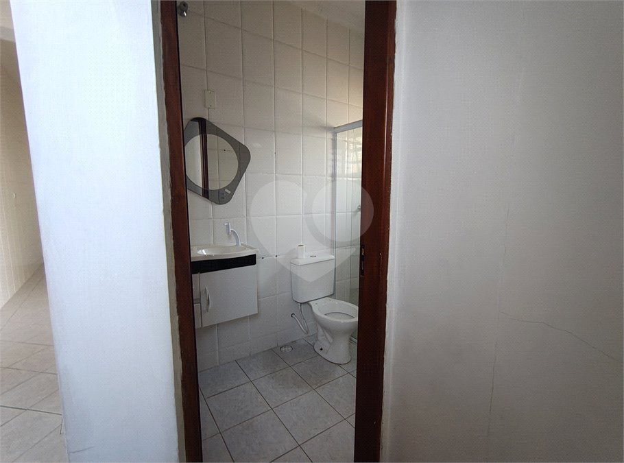 Casa à venda com 3 quartos, sendo 1 suíte, em Vila Assis, Sorocaba, SP