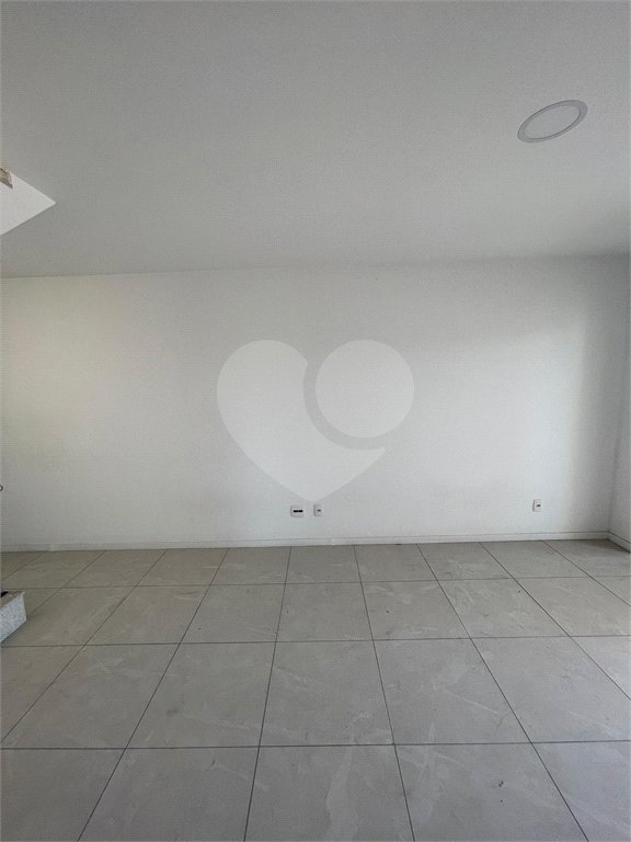 Apartamento à venda com 3 quartos, sendo 1 suíte, em Campo Grande, Rio de Janeiro, RJ
