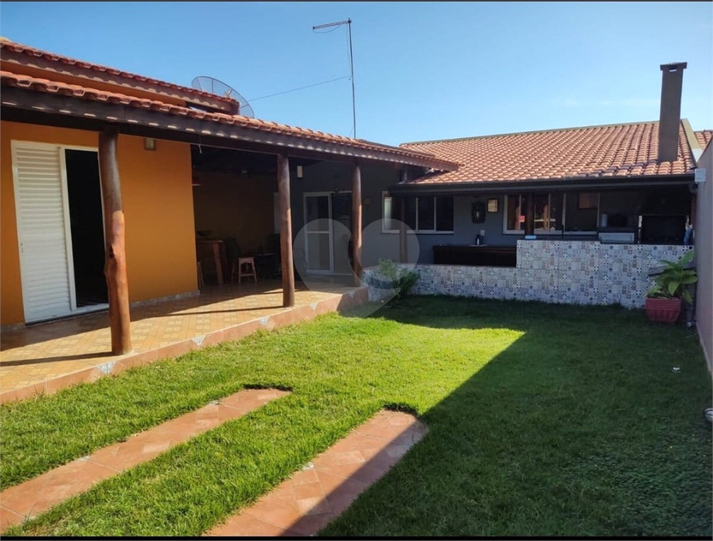 Casa à Venda no Jardim Regina – Brotas