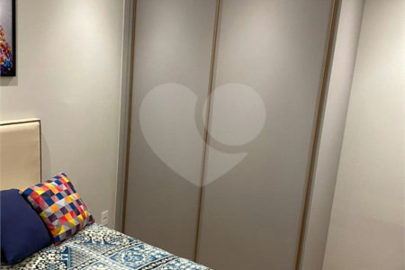 Apartamento 31m² com 2 dormitórios à venda no bairro do Ipiranga