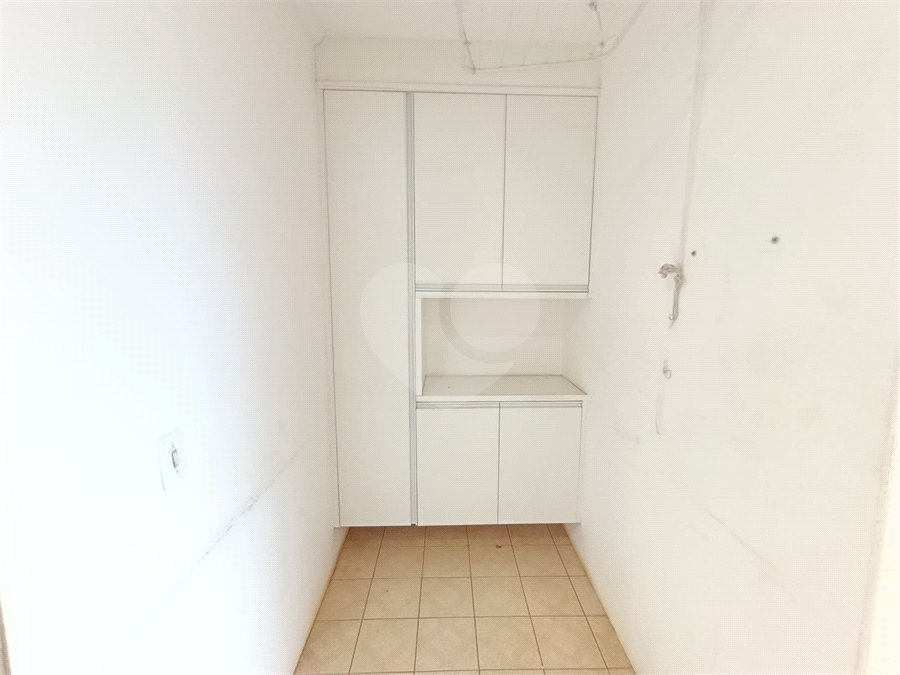 Apartamento à venda com 3 quartos, sendo 1 suíte, no Centro, Ribeirão Preto, SP