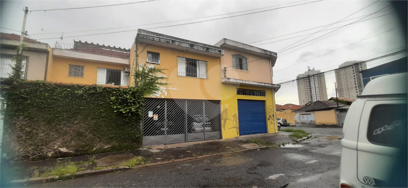 Sobrado à venda com 4 quartos, sendo 1 suíte, em Jardim Brasil (zona Norte), São Paulo, SP