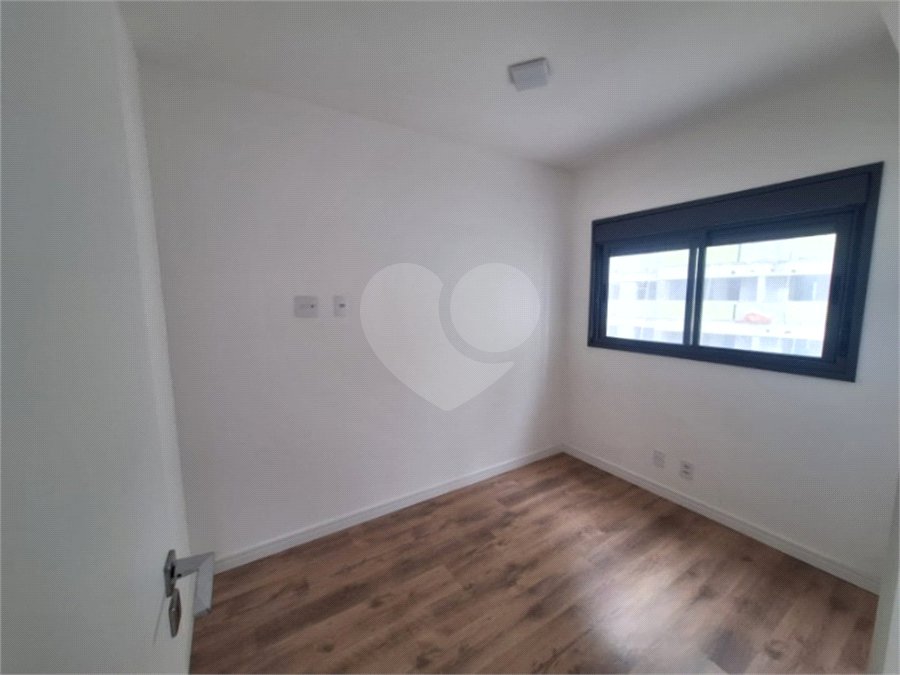 Apartamento à venda com 2 quartos, sendo 1 suíte,  em Vila Esperança, São Paulo, SP
